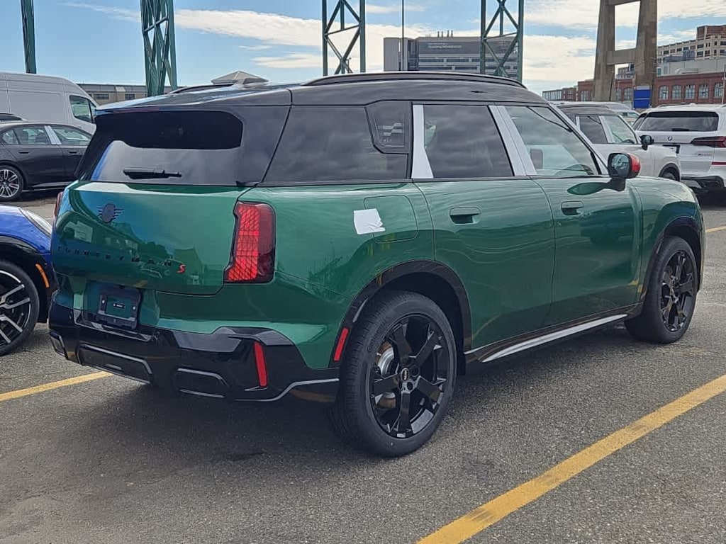 New 2026 MINI Countryman Iconic SUV