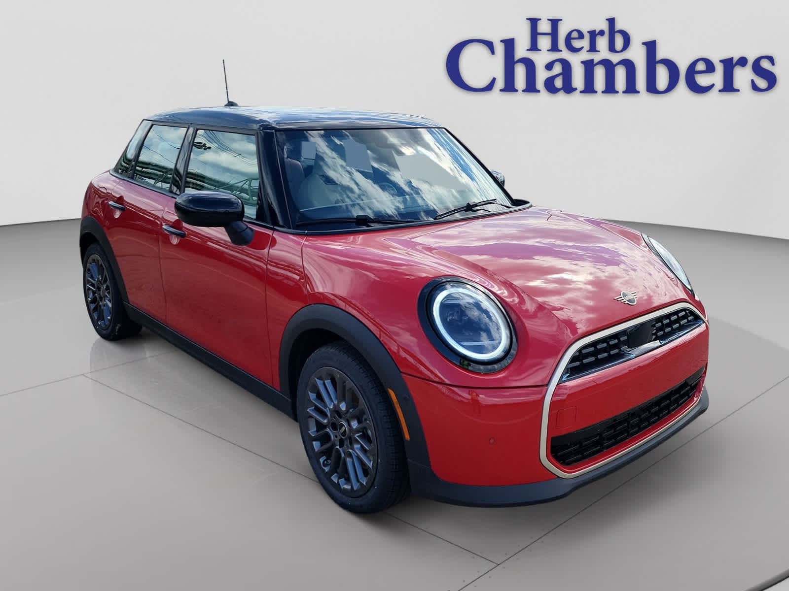 2026 MINI Hardtop's photo