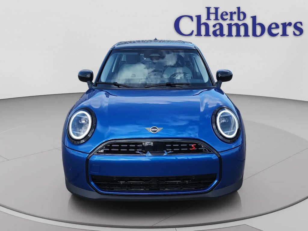New 2026 MINI 4 Door Signature Plus Sedan