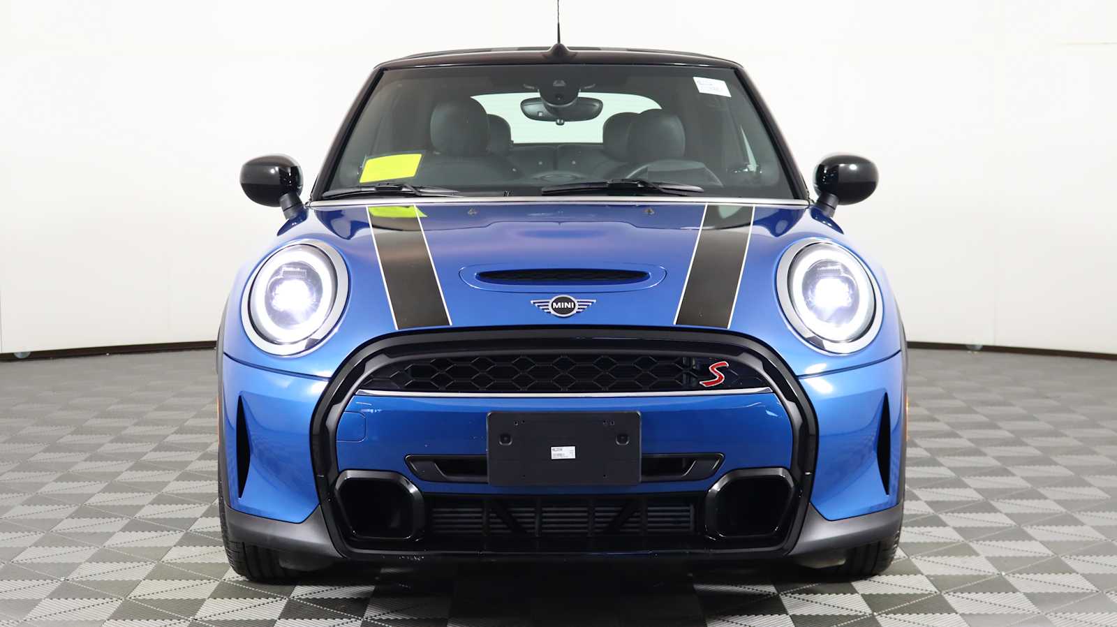 2022 Mini Cooper S Convertible photo 2