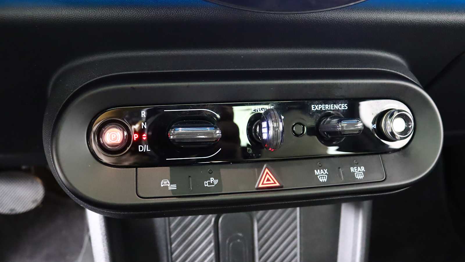 used 2025 MINI Hardtop 2 Door car, priced at $29,821