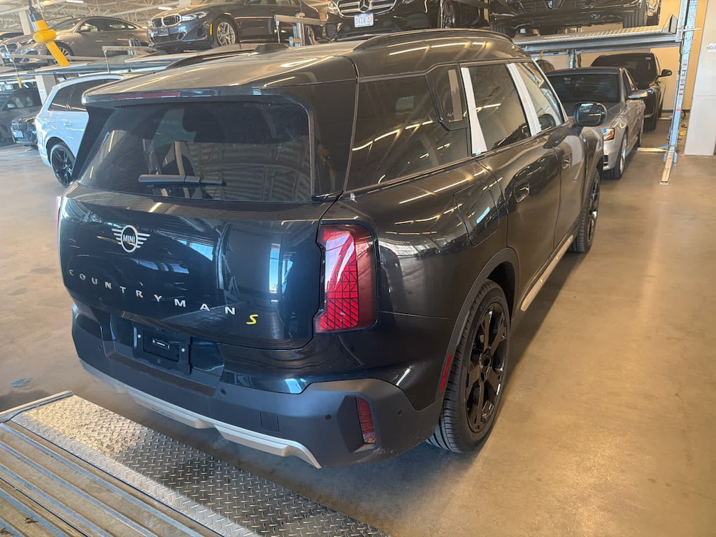 New 2026 MINI Countryman Iconic SUV