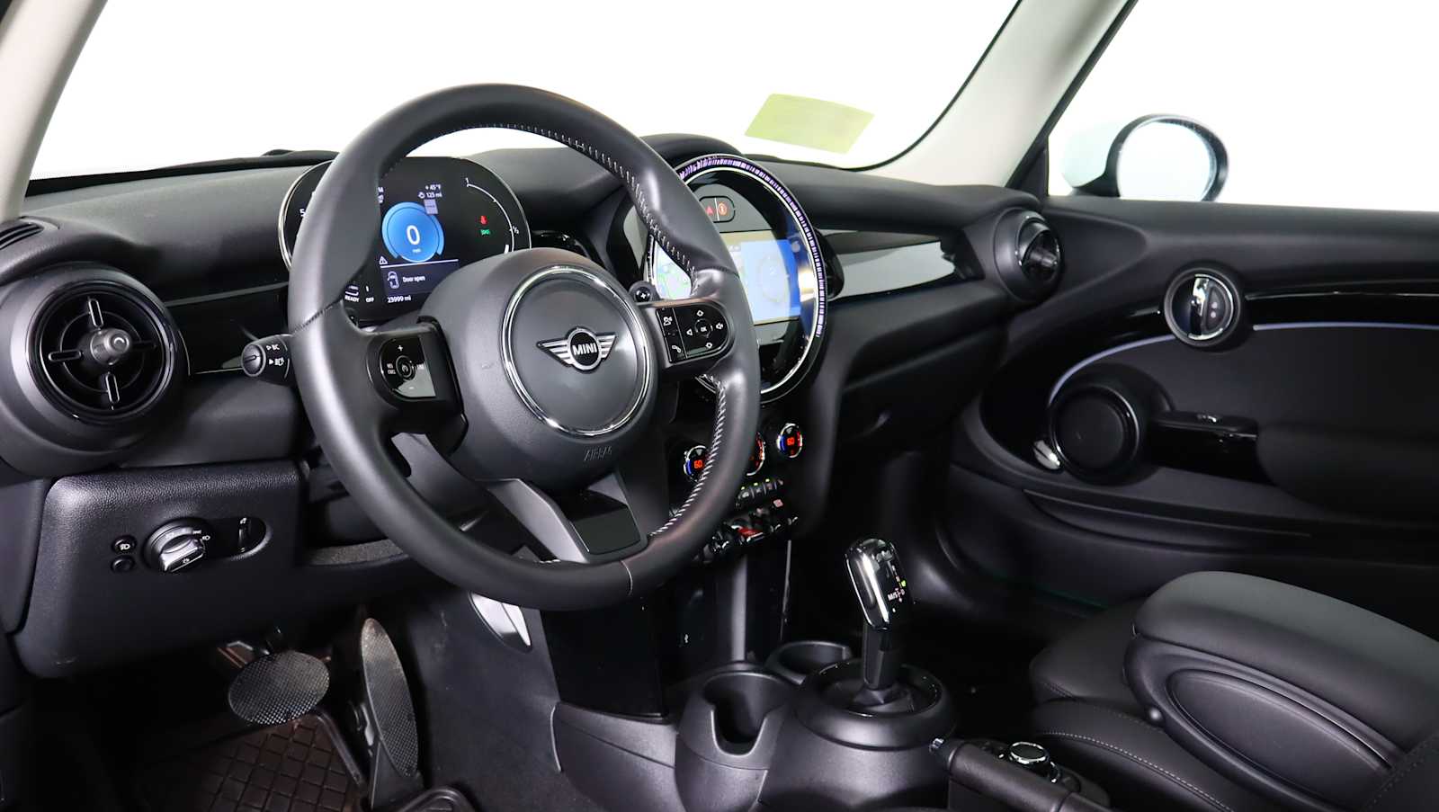 used 2023 MINI Hardtop 2 Door car, priced at $23,771