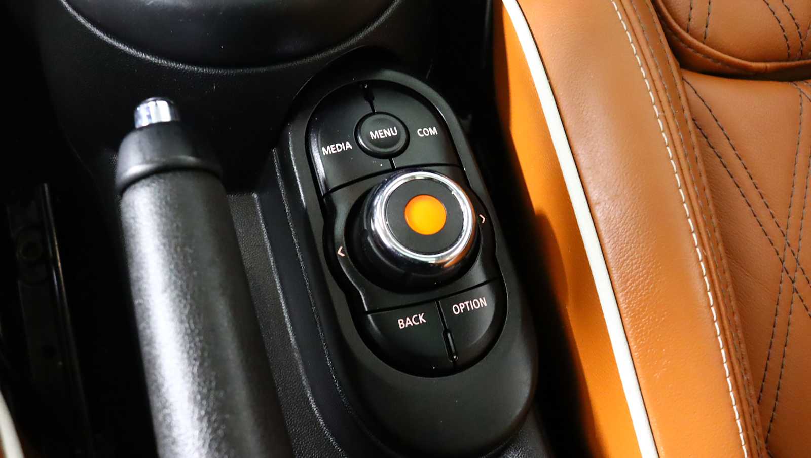 used 2022 MINI Hardtop 2 Door car, priced at $22,080