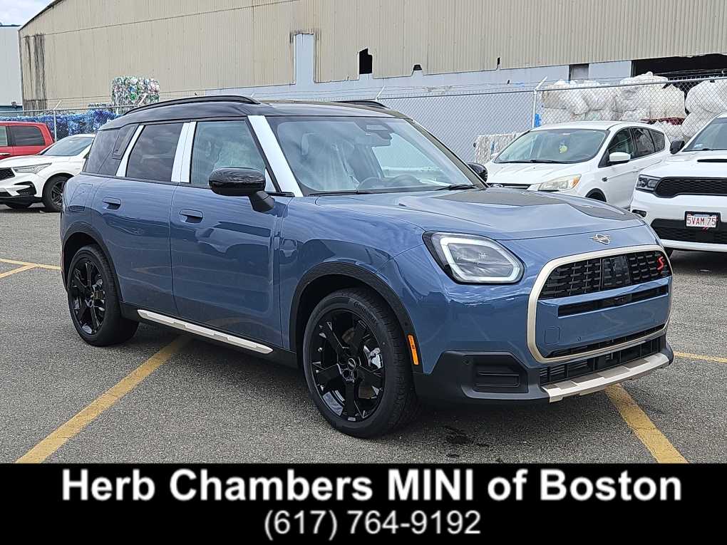 2026 MINI Countryman S's photo