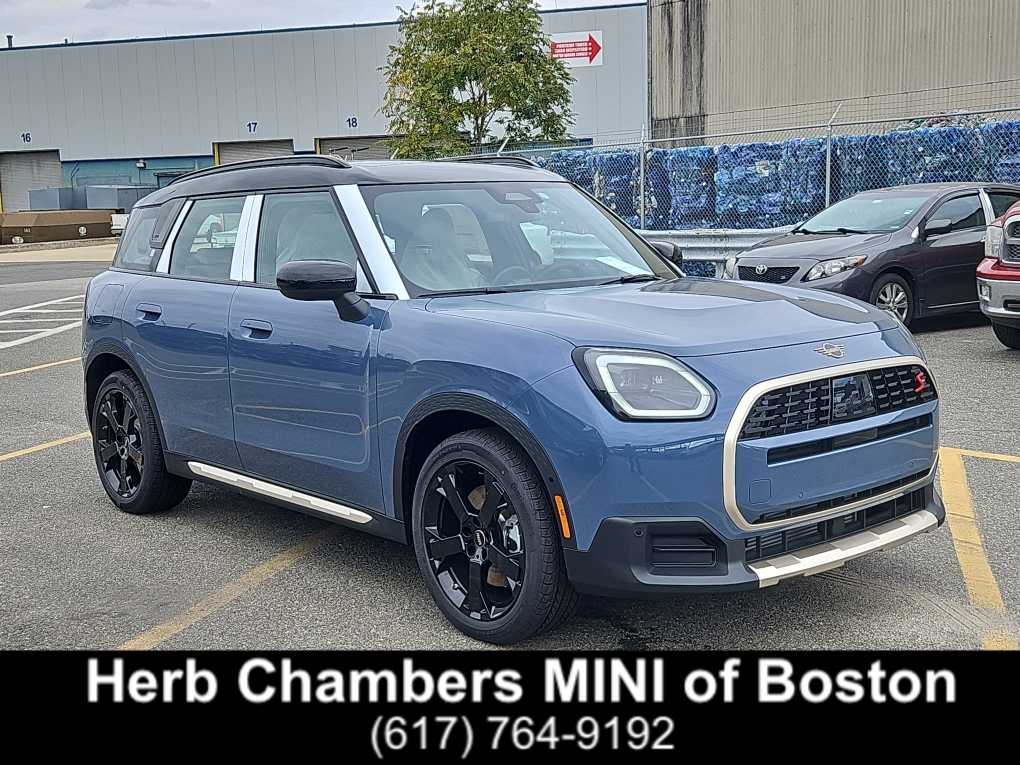 2026 MINI Countryman S's photo