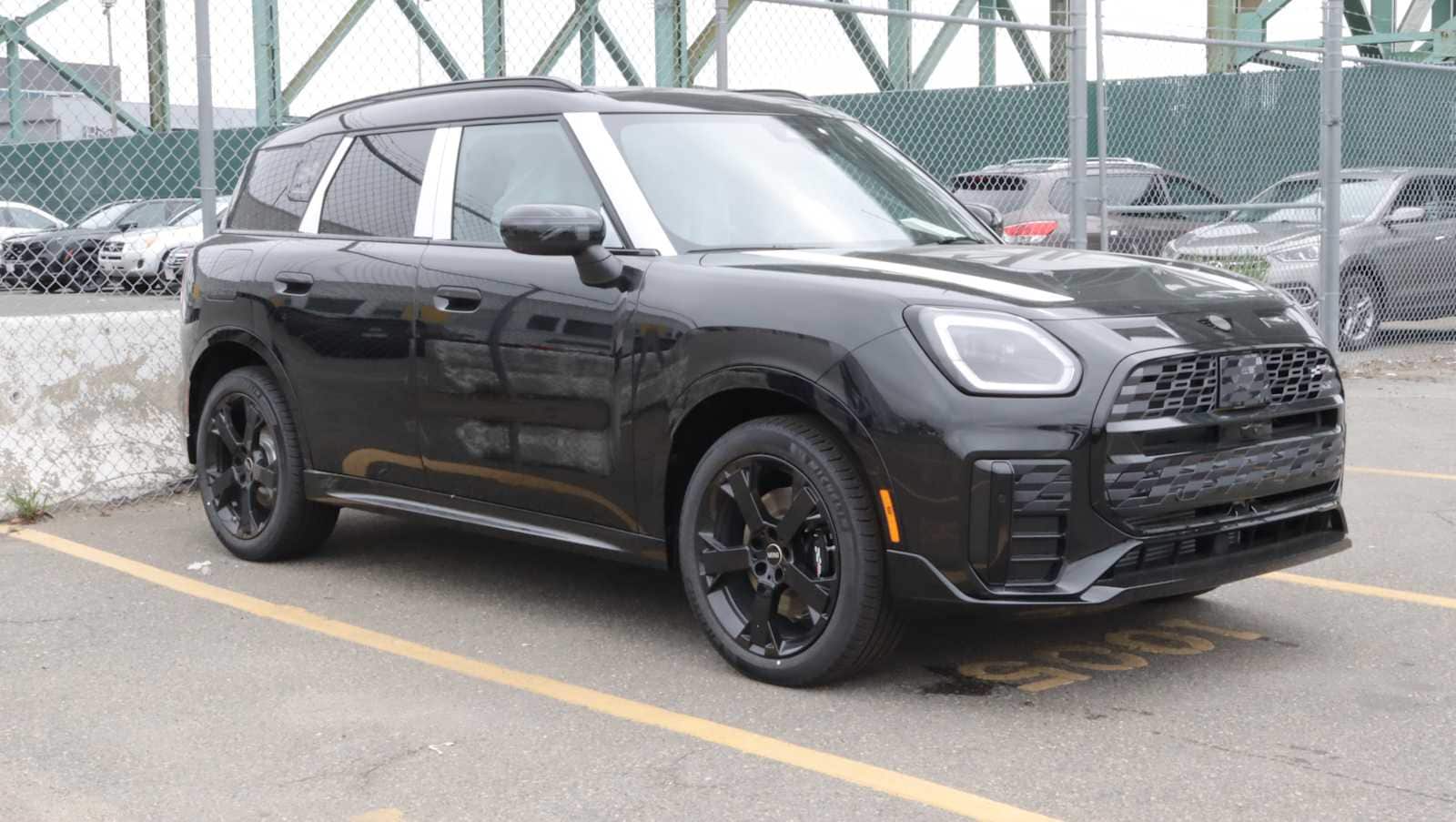 2026 MINI Countryman S ALL4's photo