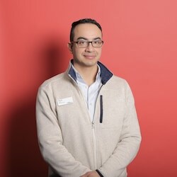 Staff member David Lopez from ID_85d847