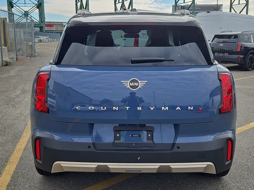 New 2026 MINI Countryman Iconic SUV