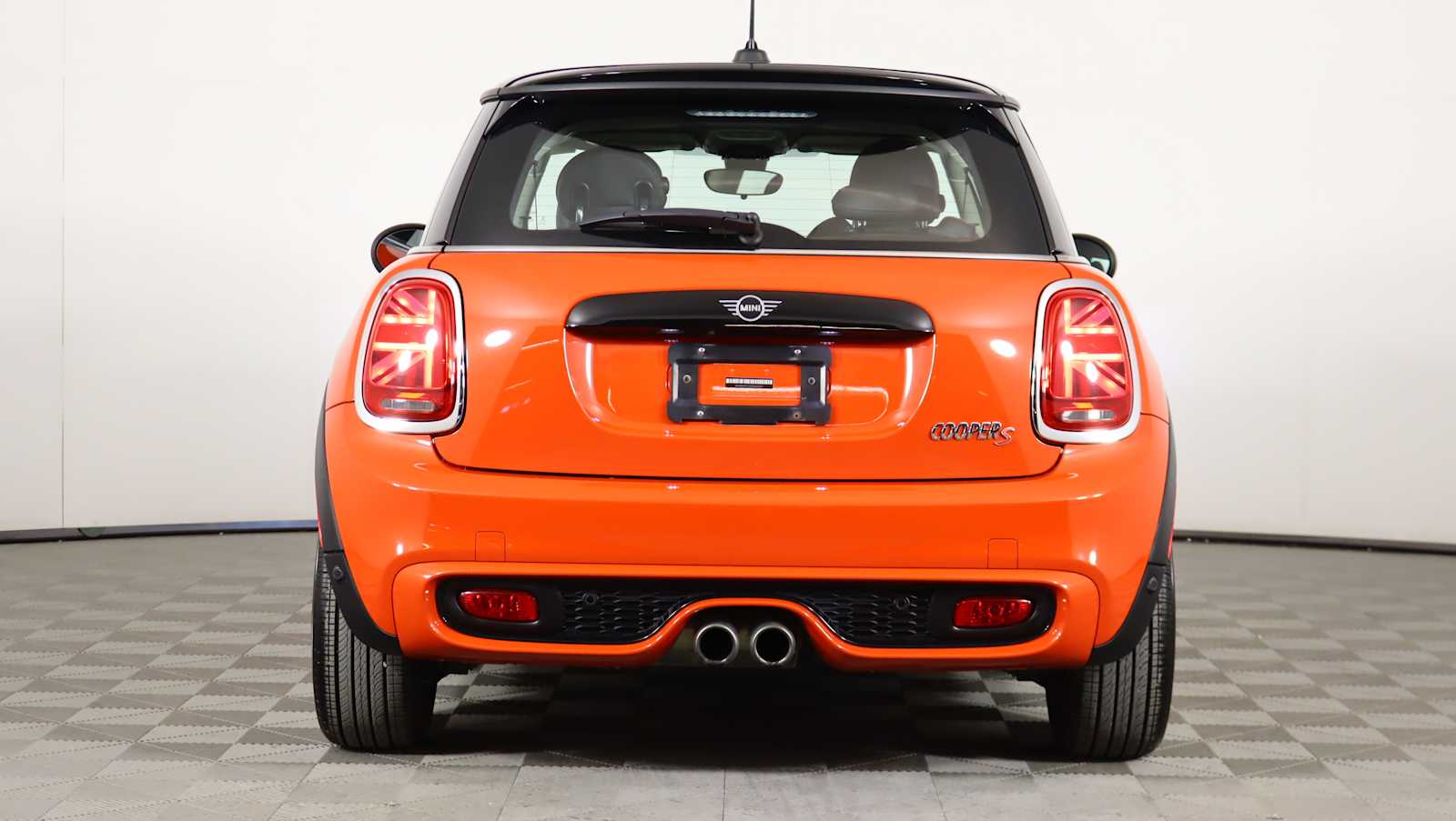 used 2019 MINI Hardtop 2 Door car, priced at $19,036