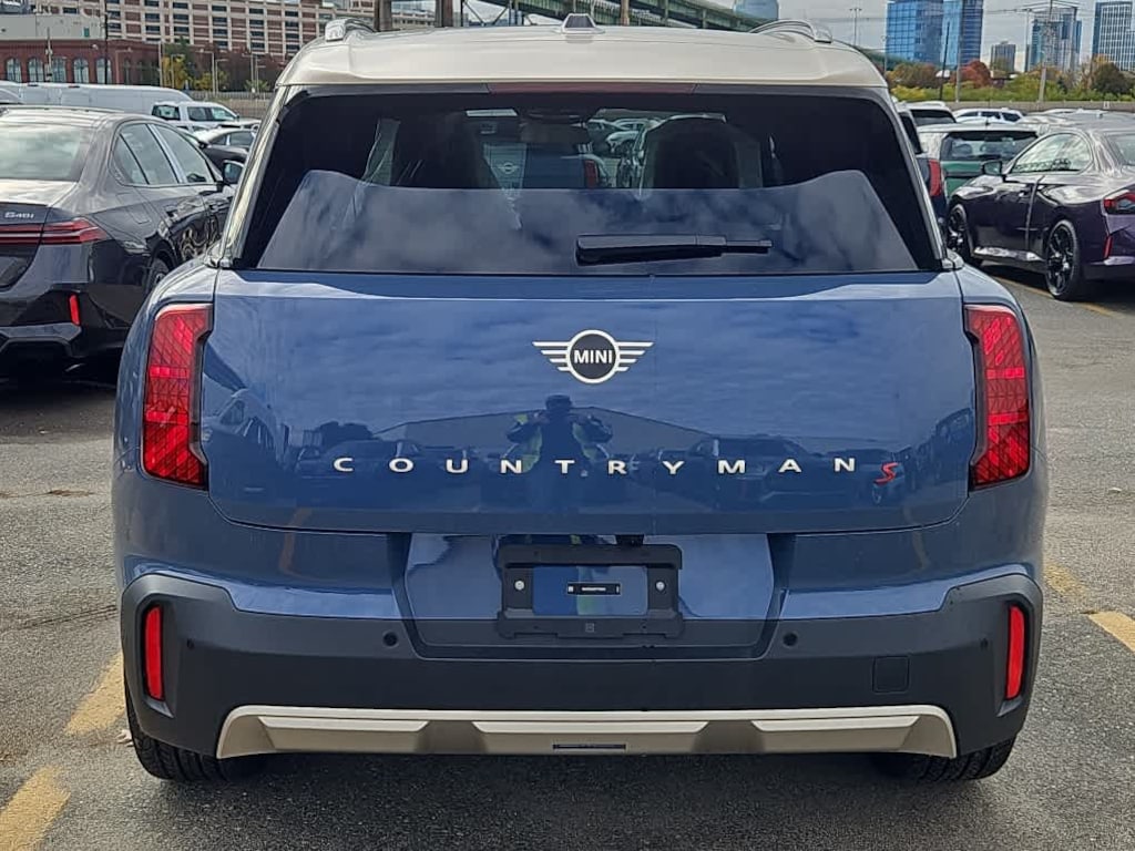New 2026 MINI Countryman Iconic SUV