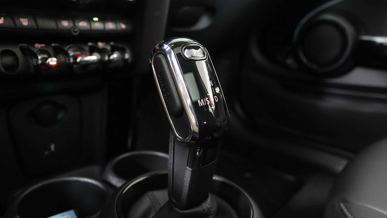 used 2023 MINI Hardtop 2 Door car, priced at $23,878