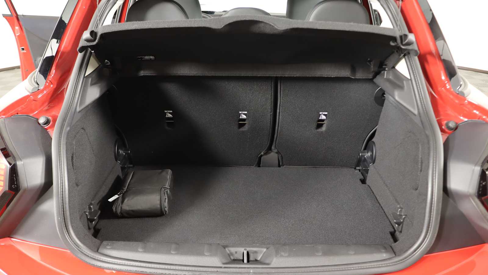 used 2025 MINI Hardtop 4 Door car, priced at $32,550