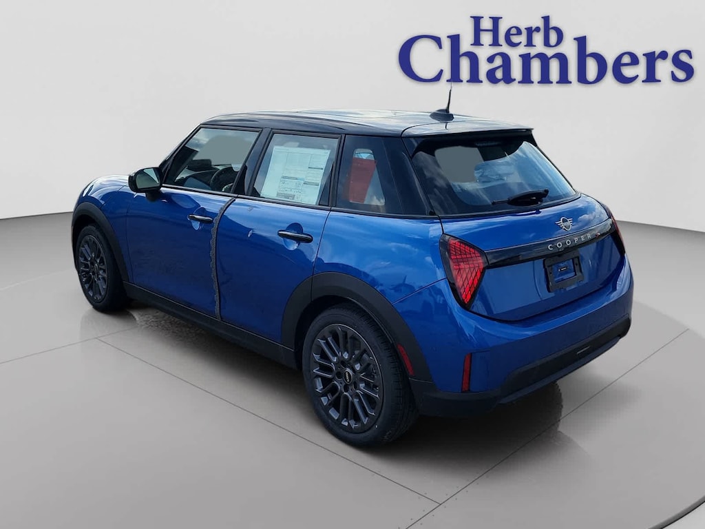 New 2026 MINI 4 Door Signature Plus Sedan