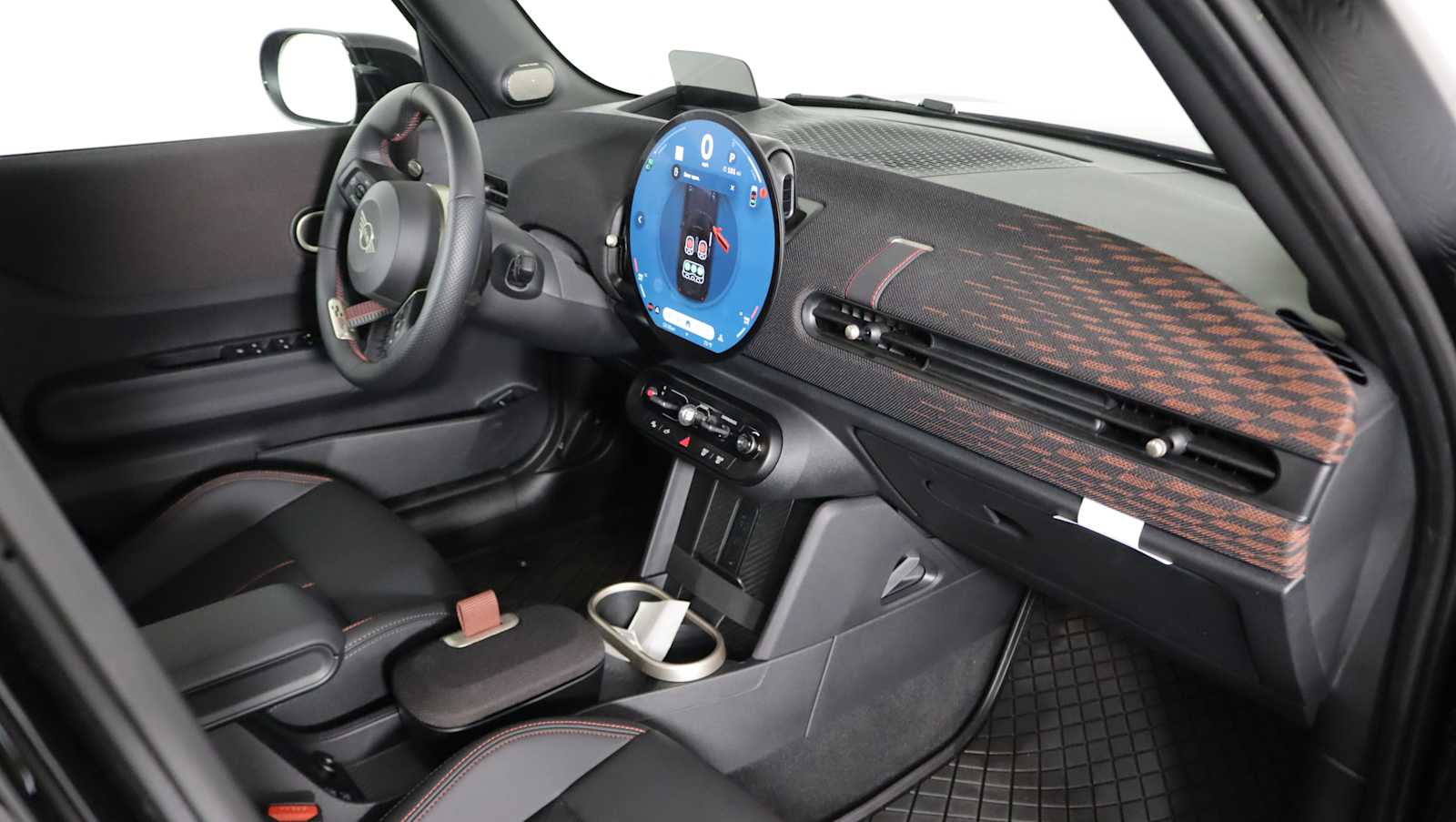 used 2025 MINI Hardtop 4 Door car, priced at $35,778