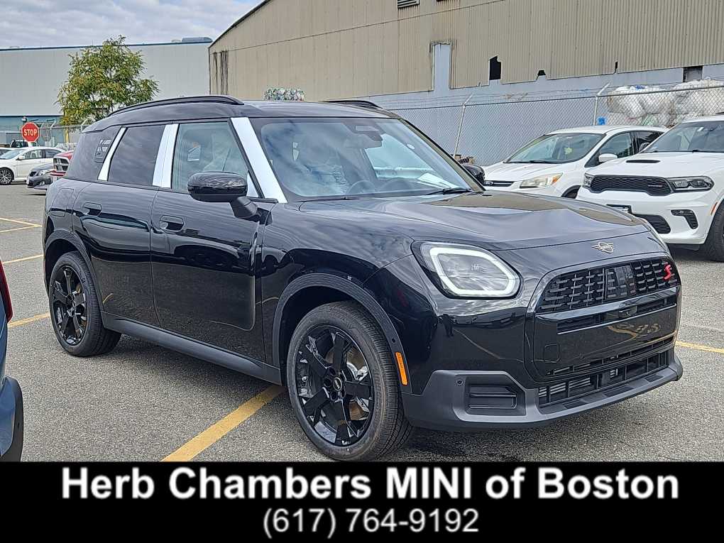 2026 MINI Countryman S's photo