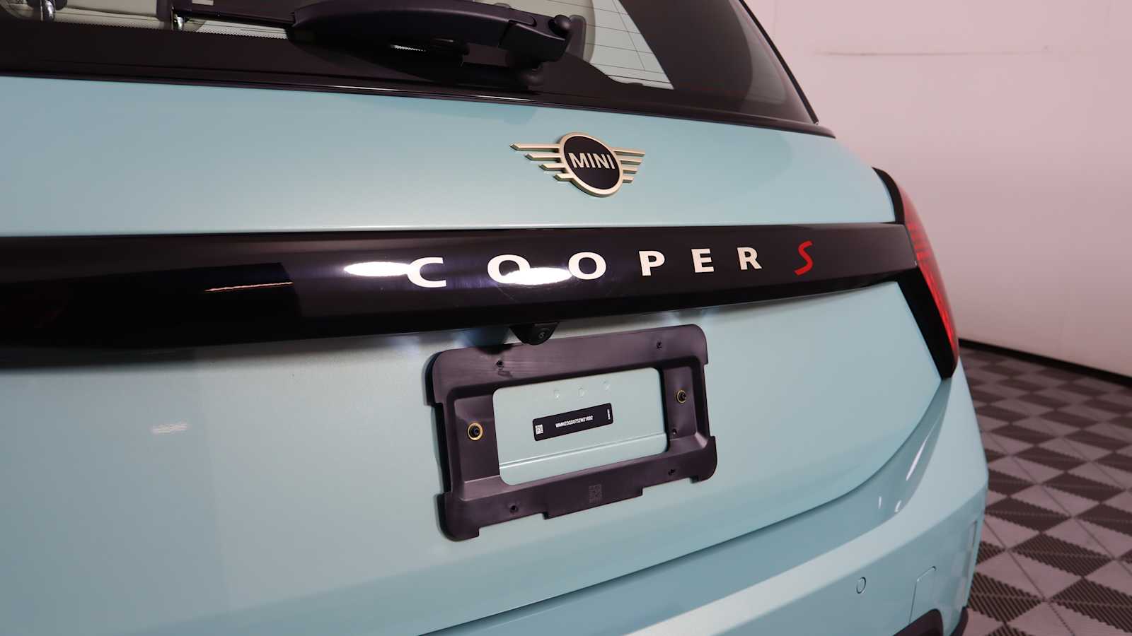 used 2025 MINI Hardtop 2 Door car, priced at $29,821