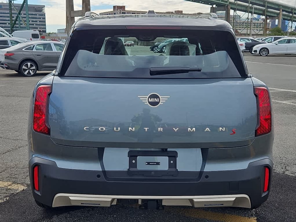 New 2026 MINI Countryman Signature Plus SUV
