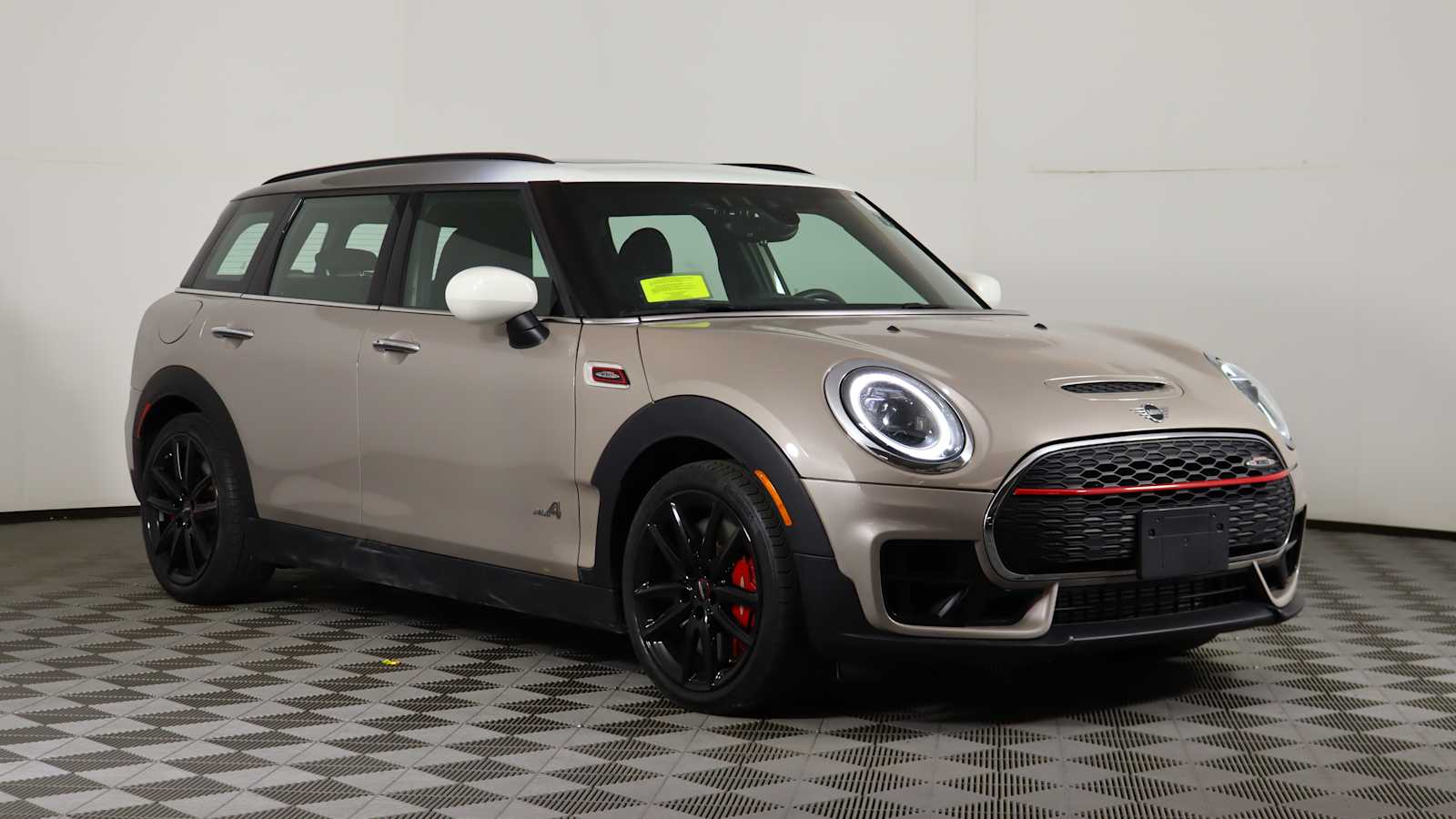 2024 MINI Clubman John Cooper Works's photo