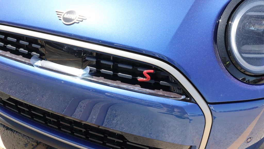 New 2026 MINI 4 Door Signature Plus Sedan