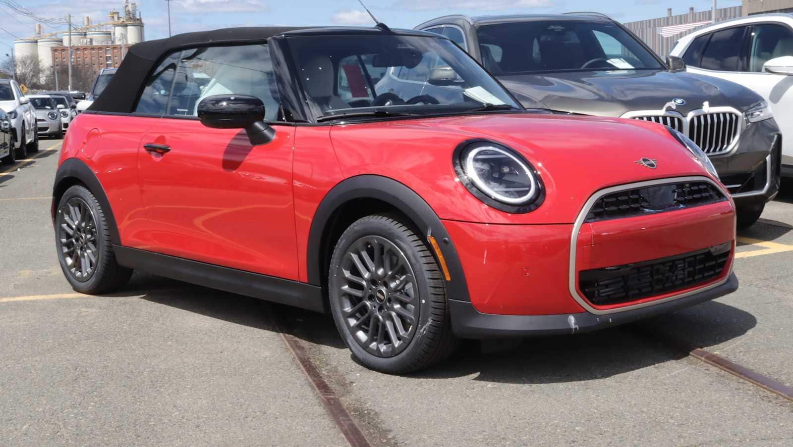 2026 MINI Convertible Cooper Signature's photo