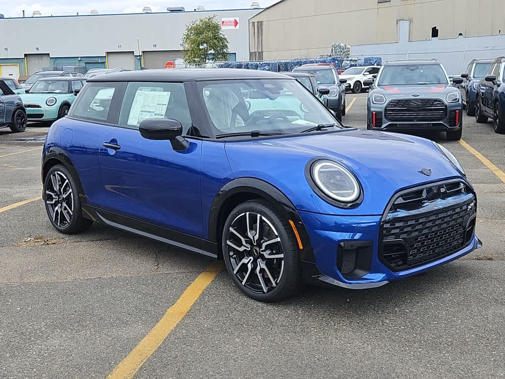 2026 MINI Hardtop 2 Door S's photo