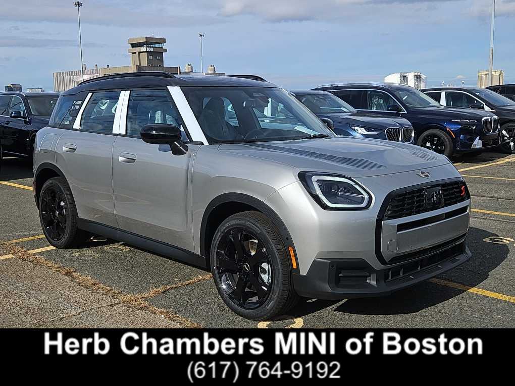 2026 MINI Countryman S's photo