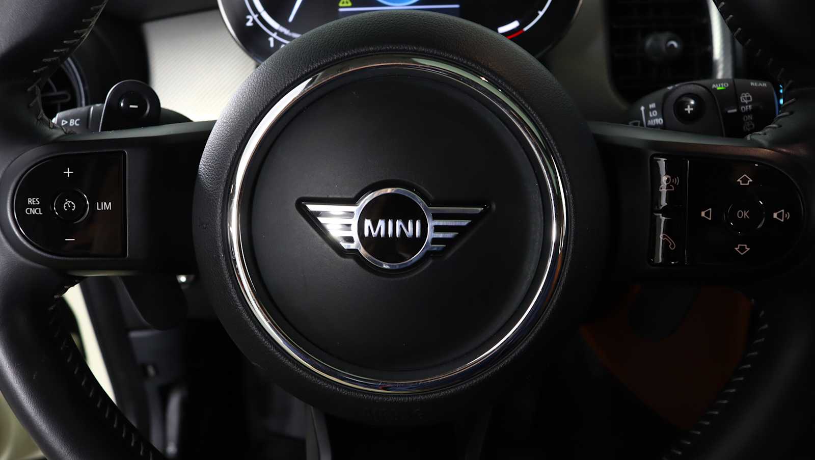 used 2022 MINI Hardtop 2 Door car, priced at $22,080