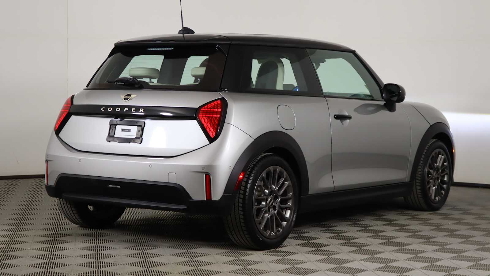 used 2025 MINI Hardtop 2 Door car, priced at $27,921