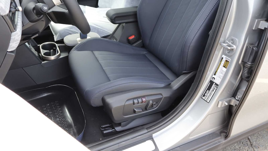New 2026 MINI 4 Door Signature Plus Sedan