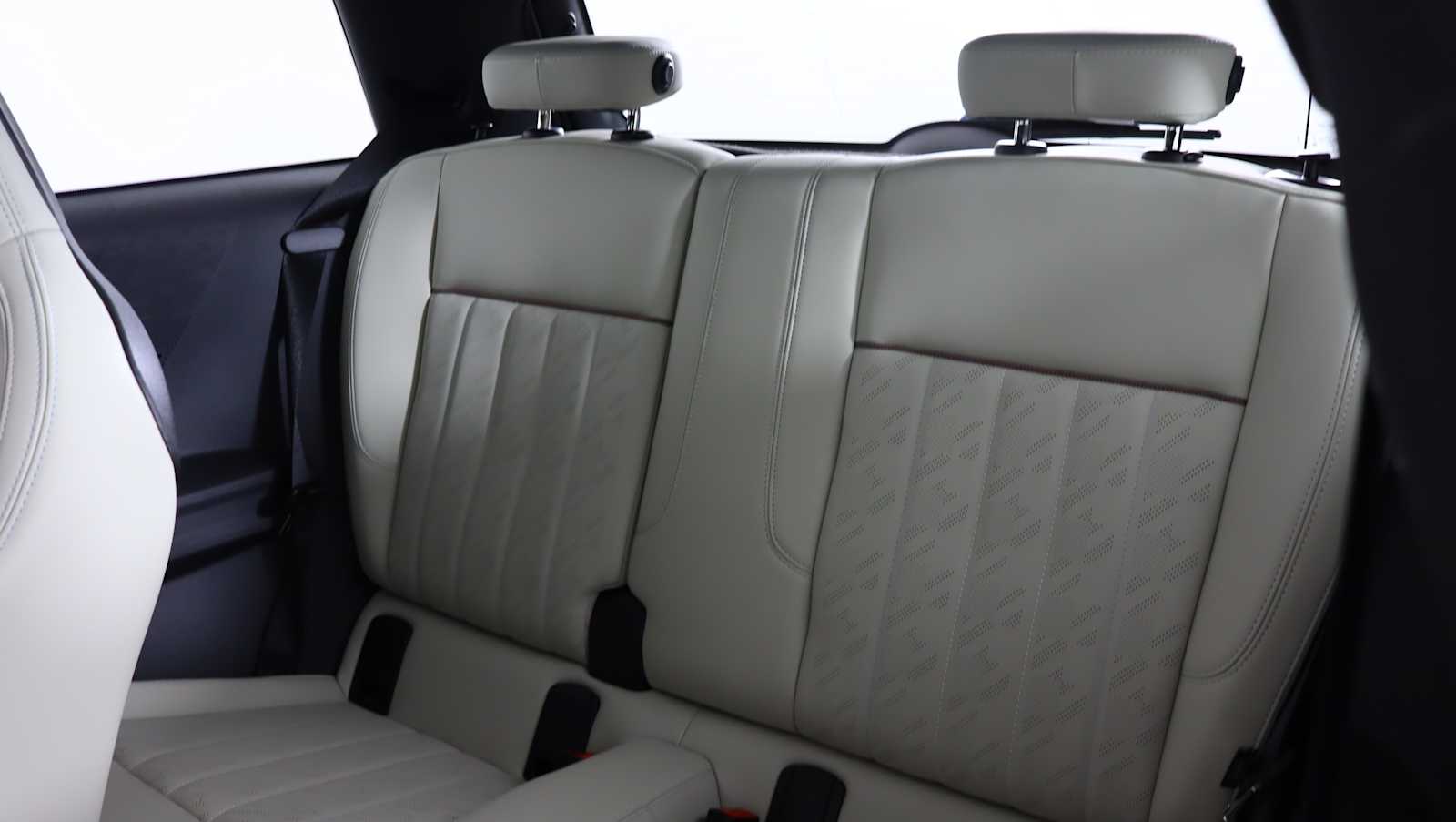 used 2025 MINI Hardtop 2 Door car, priced at $27,921