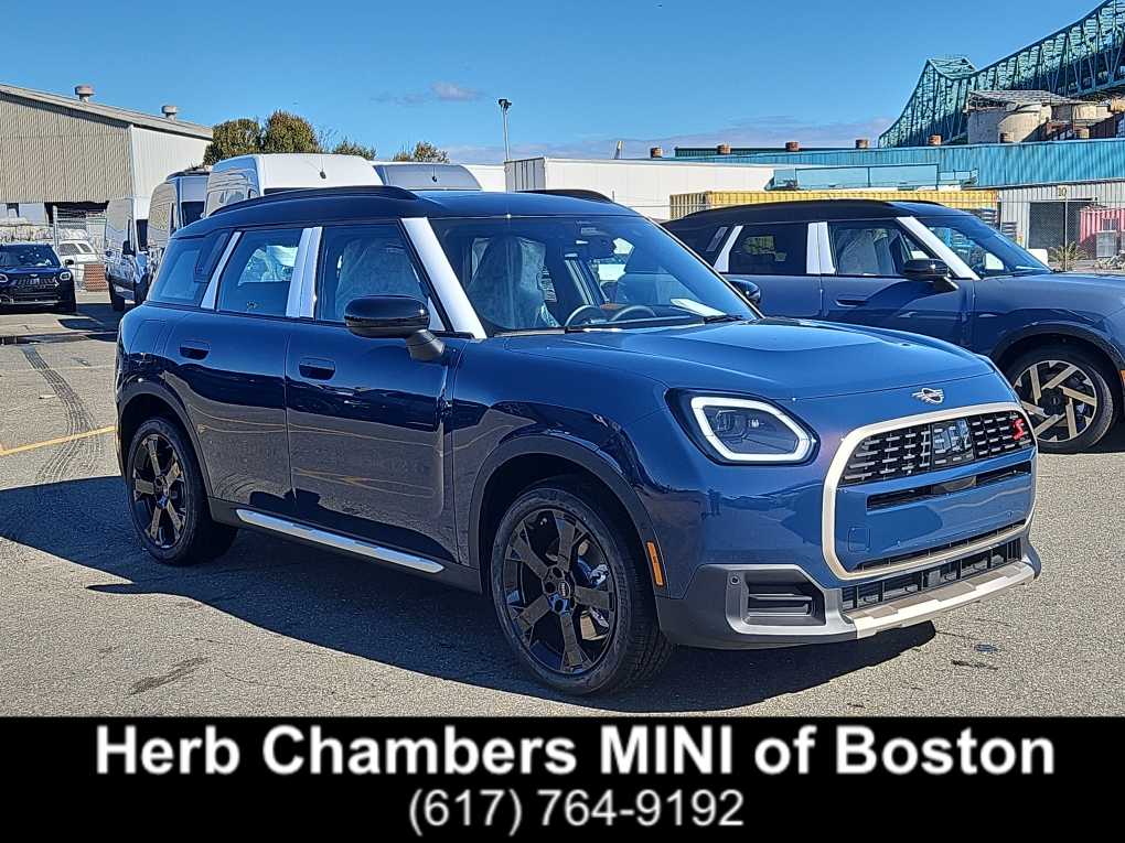 2026 MINI Countryman S's photo