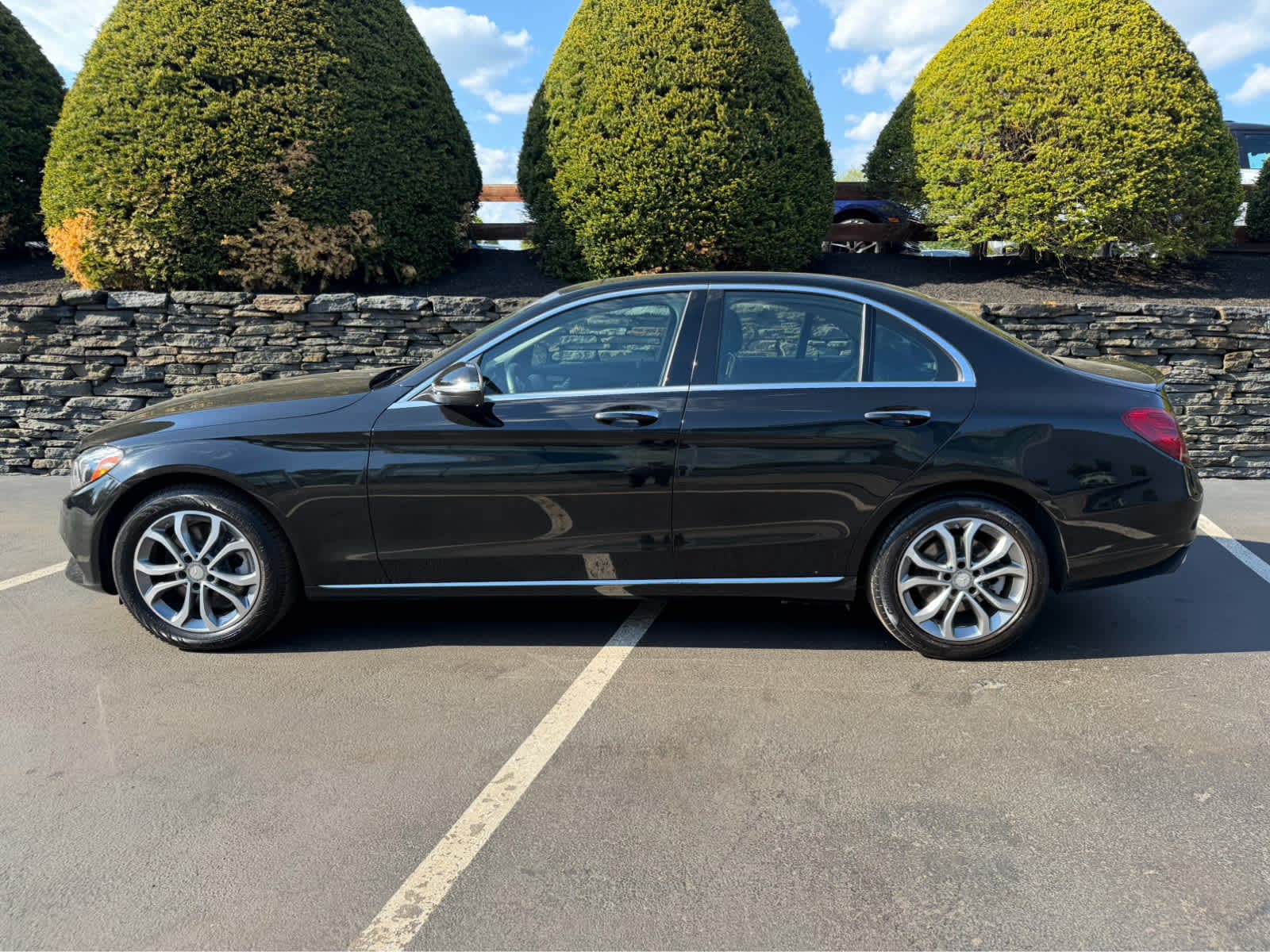 Used 2015 Mercedes-Benz C-Class C300 with VIN 55SWF4KB5FU078300 for sale in Lynnfield, MA