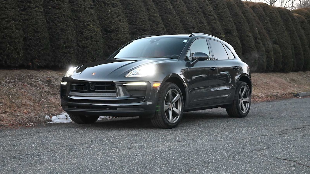 Certified 2024 Porsche Macan SUV