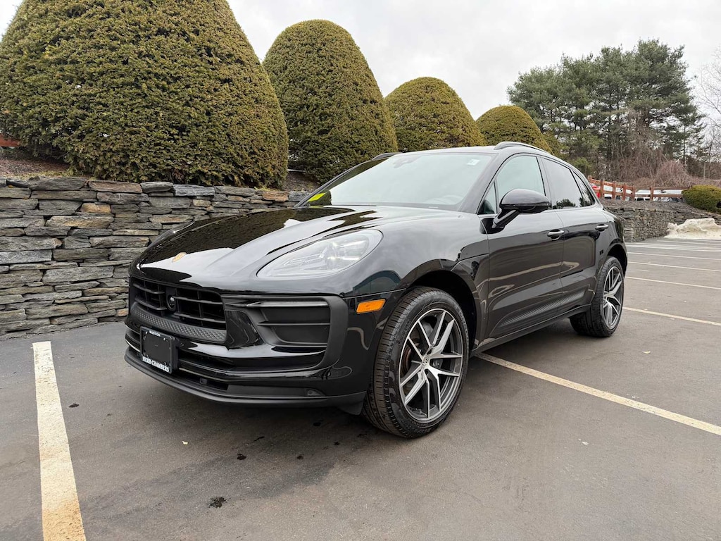 Certified 2025 Porsche Macan SUV