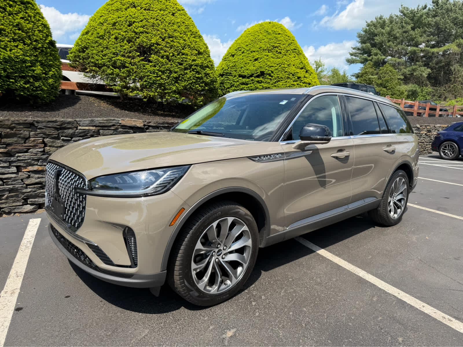 2025 Lincoln Aviator Reserve AWD's photo