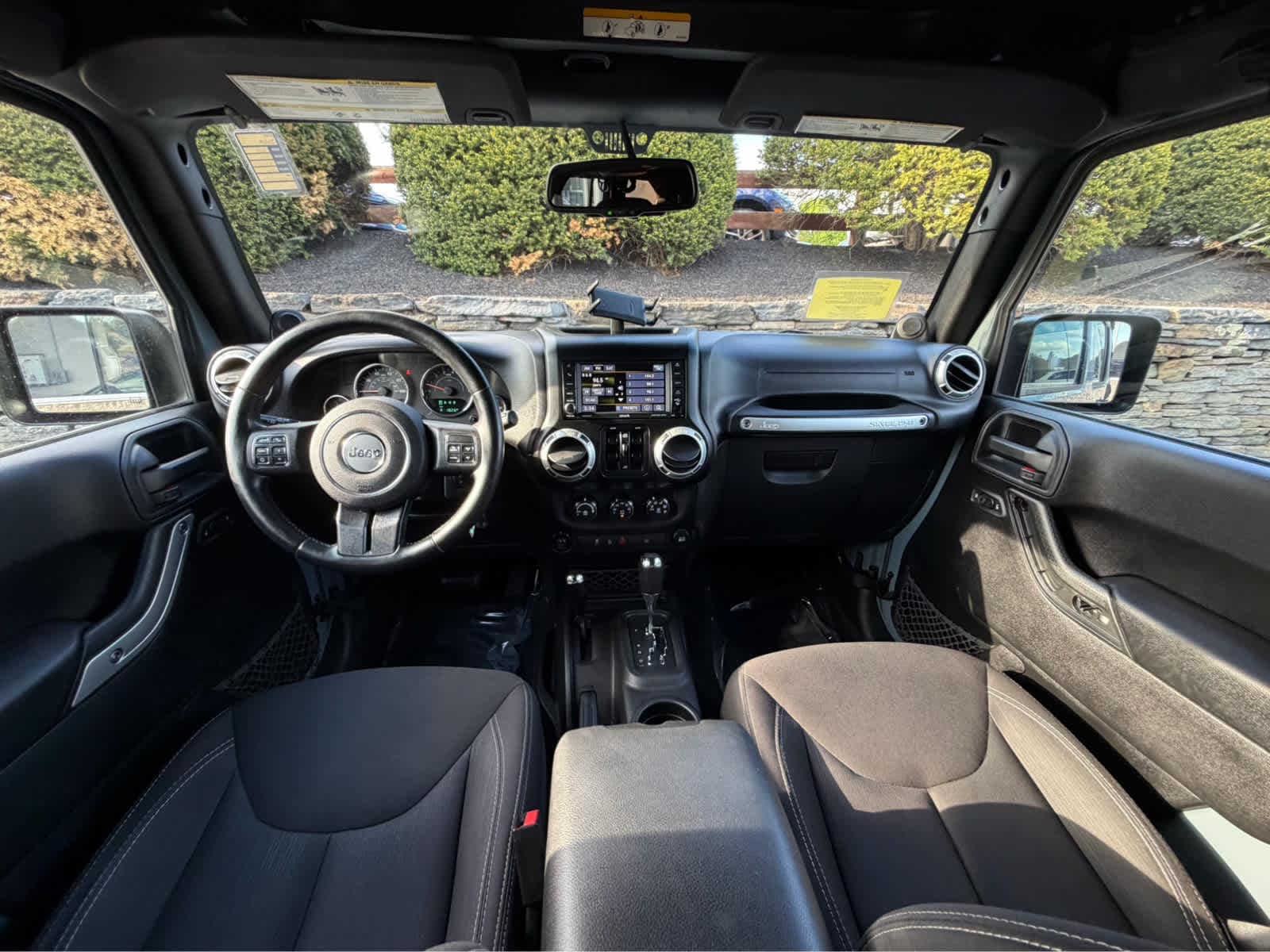 2014 Jeep Wrangler Unlimited Sahara - Photo 24