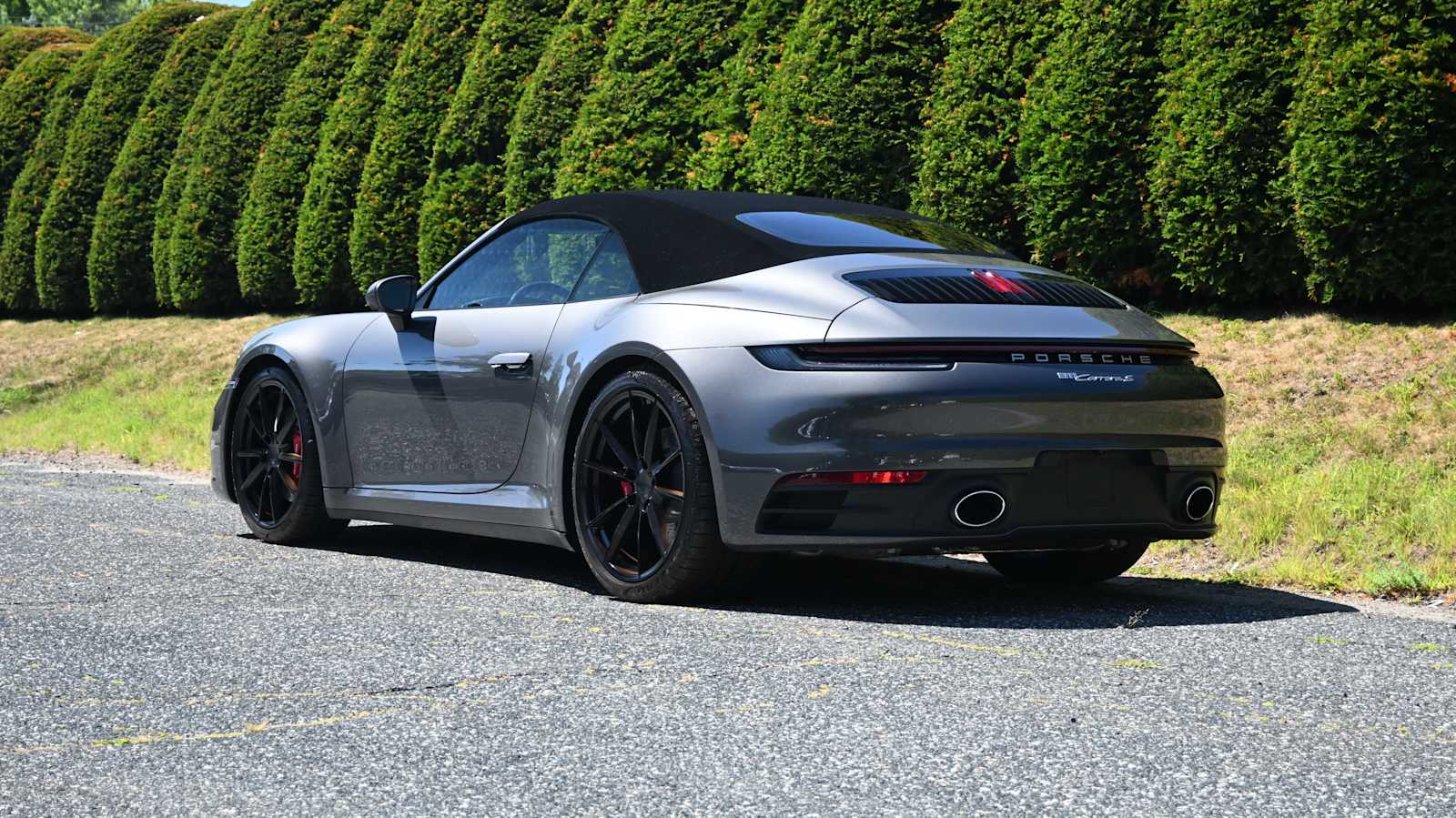 2022 Porsche 911 S Cabriolet photo 3