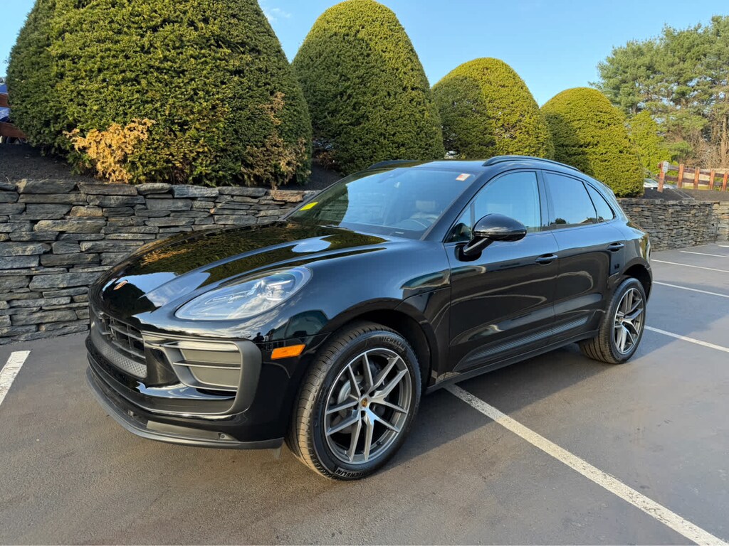 New 2026 Porsche Macan SUV