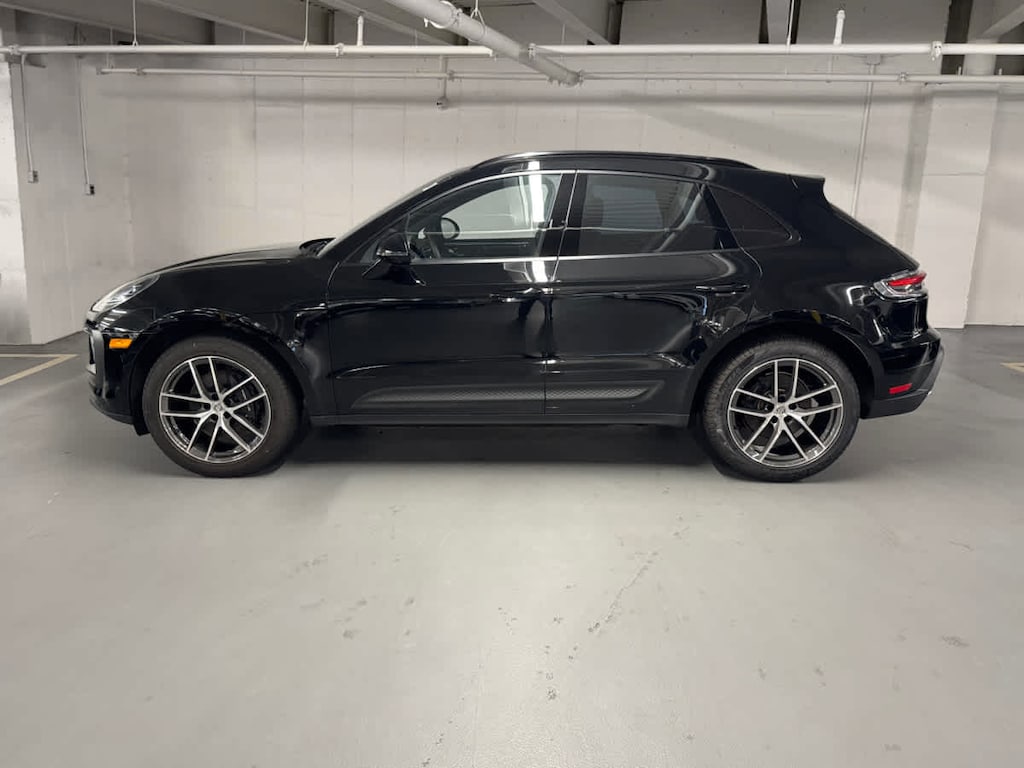 Used 2025 Porsche Macan  SUV