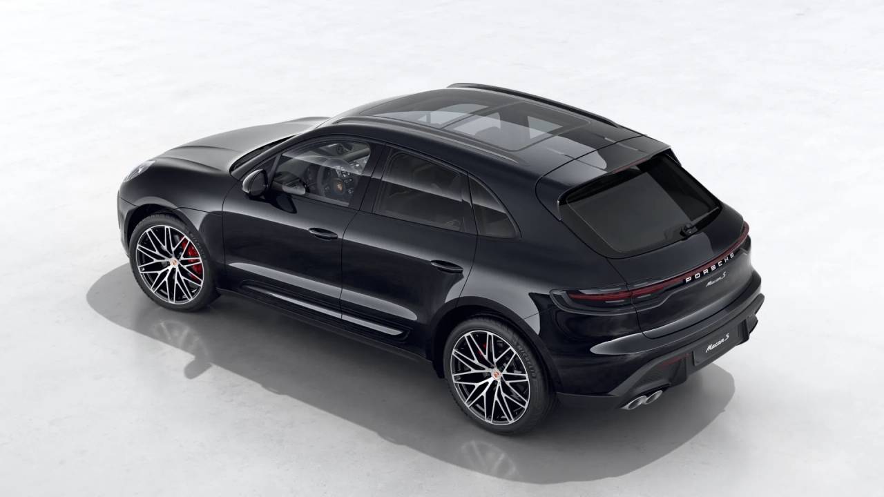 2026 Porsche Macan S photo 4
