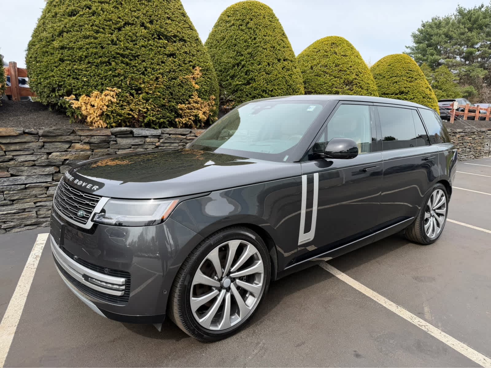2025 Land Rover Range Rover 4.4 Autobiography LWB 5's photo