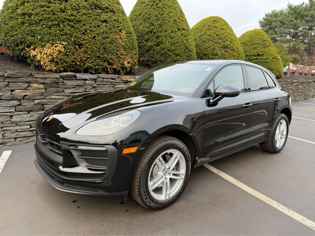 New 2026 Porsche Macan SUV