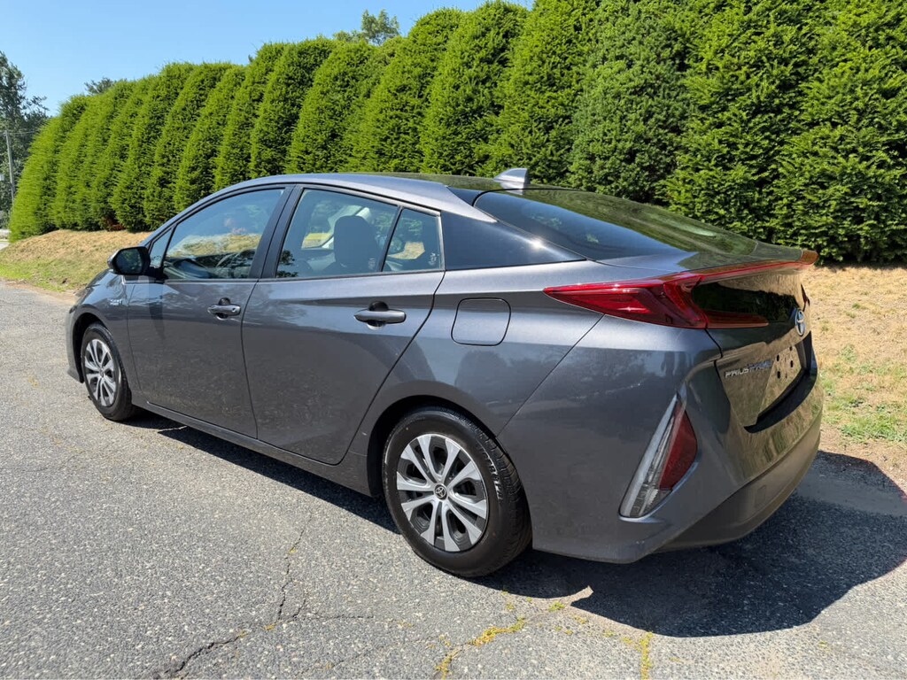 Used 2021 Toyota Prius Prime LE Hatchback