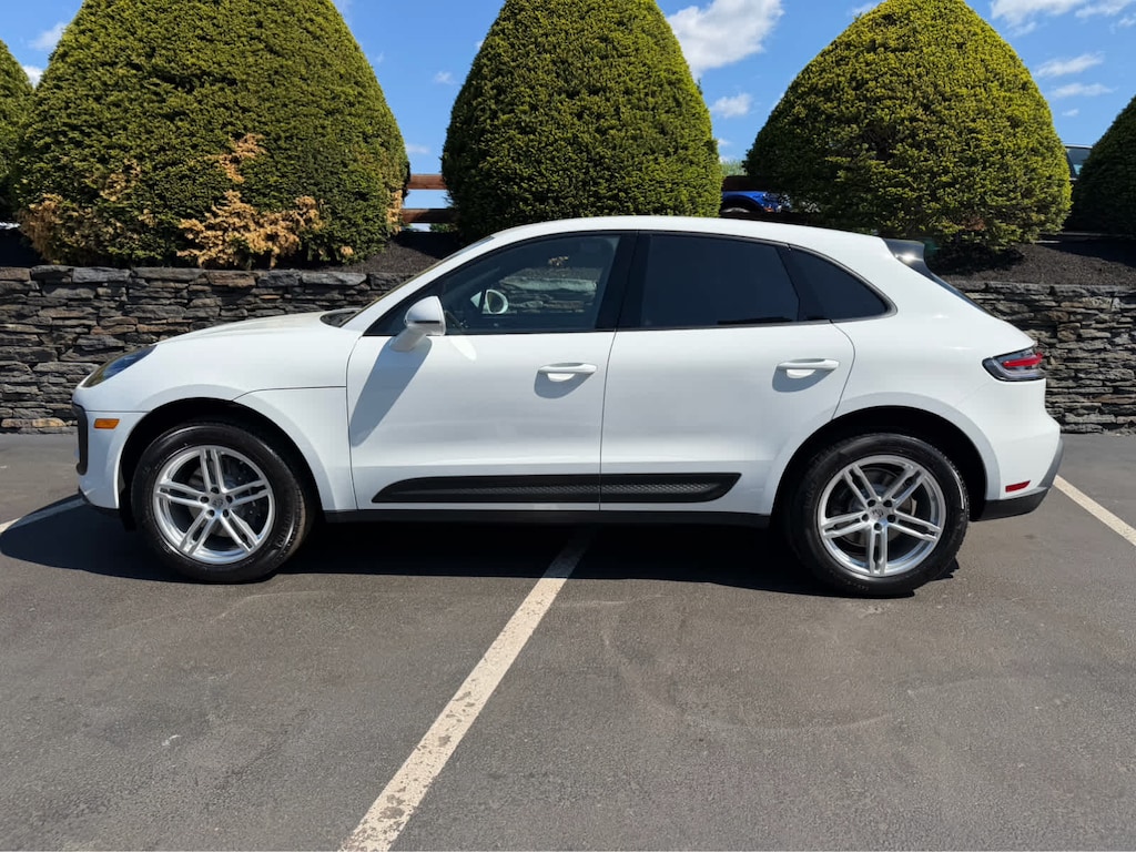 New 2026 Porsche Macan SUV