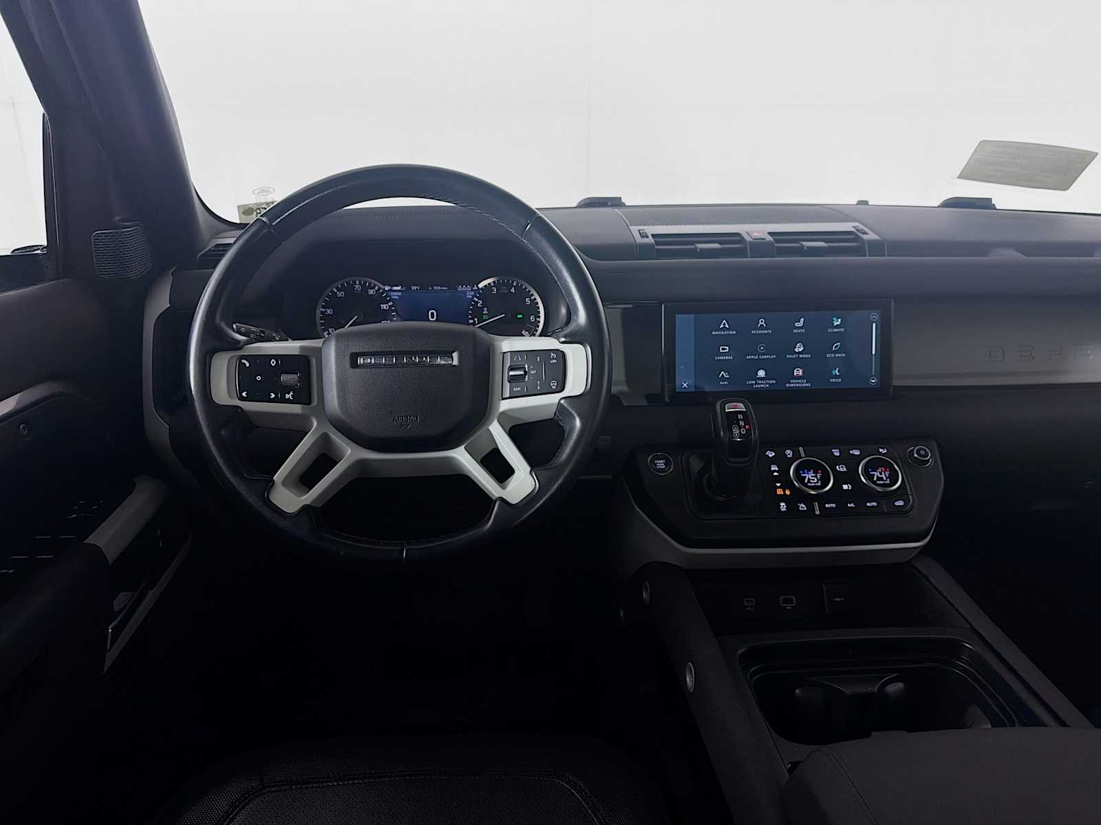 2023 Land Rover Defender X-Dynamic SE - Photo 18
