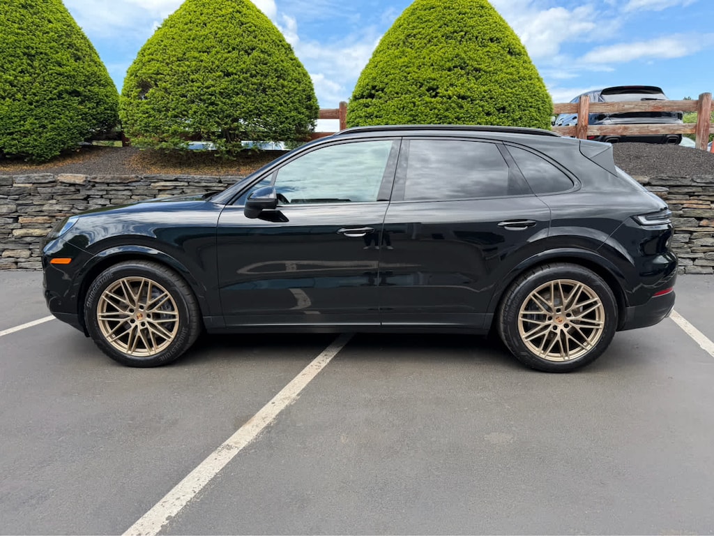 Certified 2025 Porsche Cayenne SUV