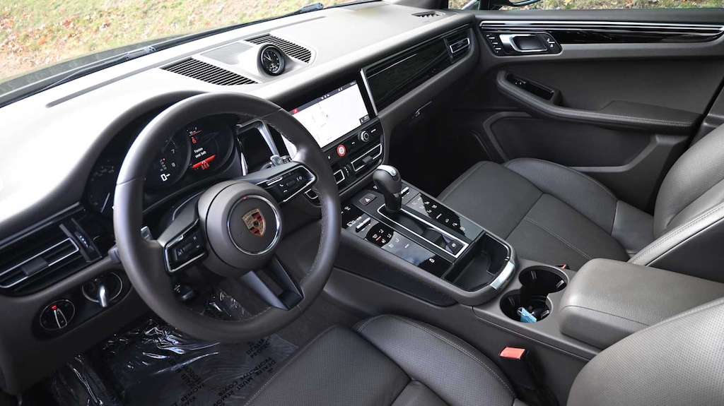 Certified 2024 Porsche Macan SUV