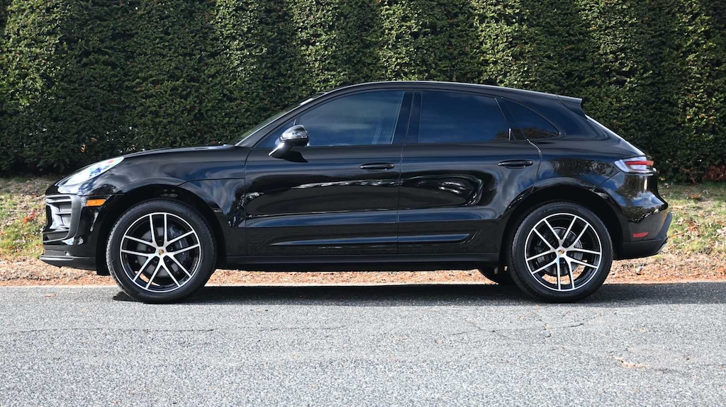 Certified 2024 Porsche Macan SUV