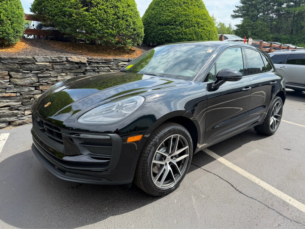 New 2026 Porsche Macan SUV